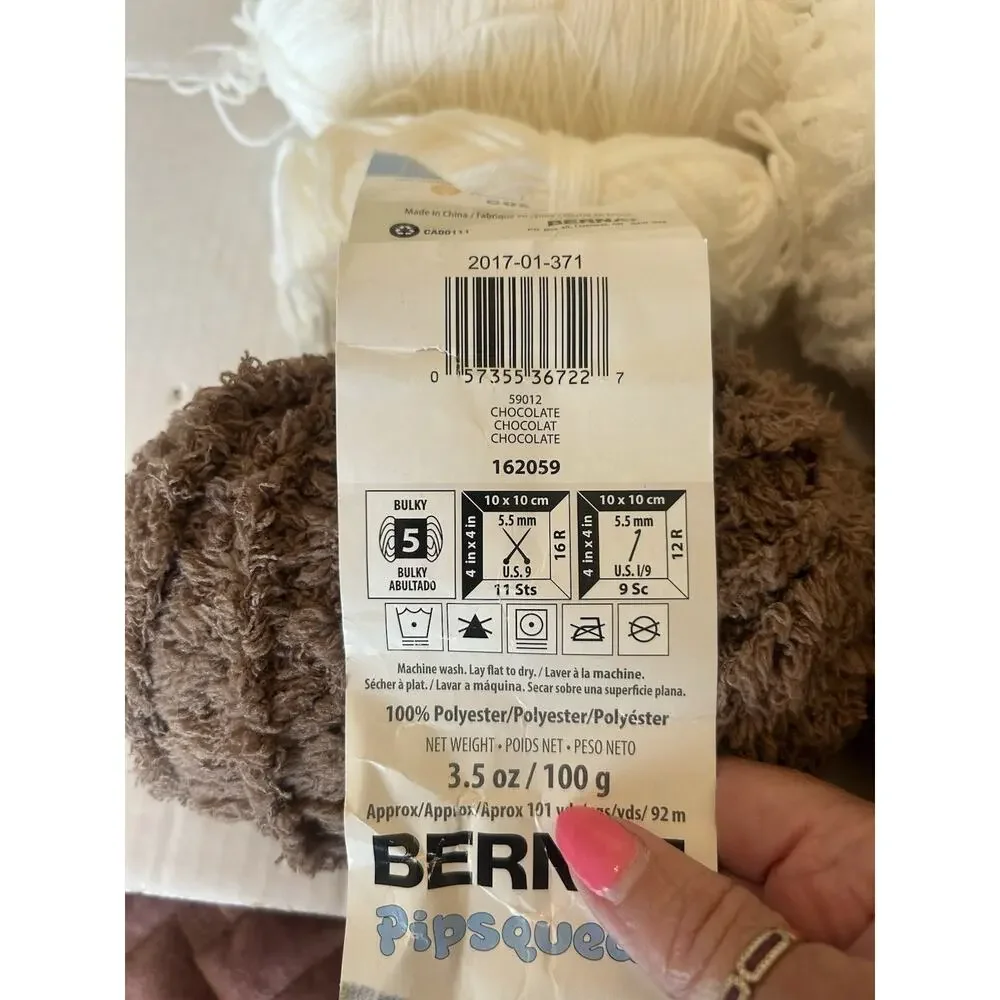 Mixed Lot Of Yarn Skein Brown White Bernat Pipsqueak Yarn Polyester Acrylic 16oz
